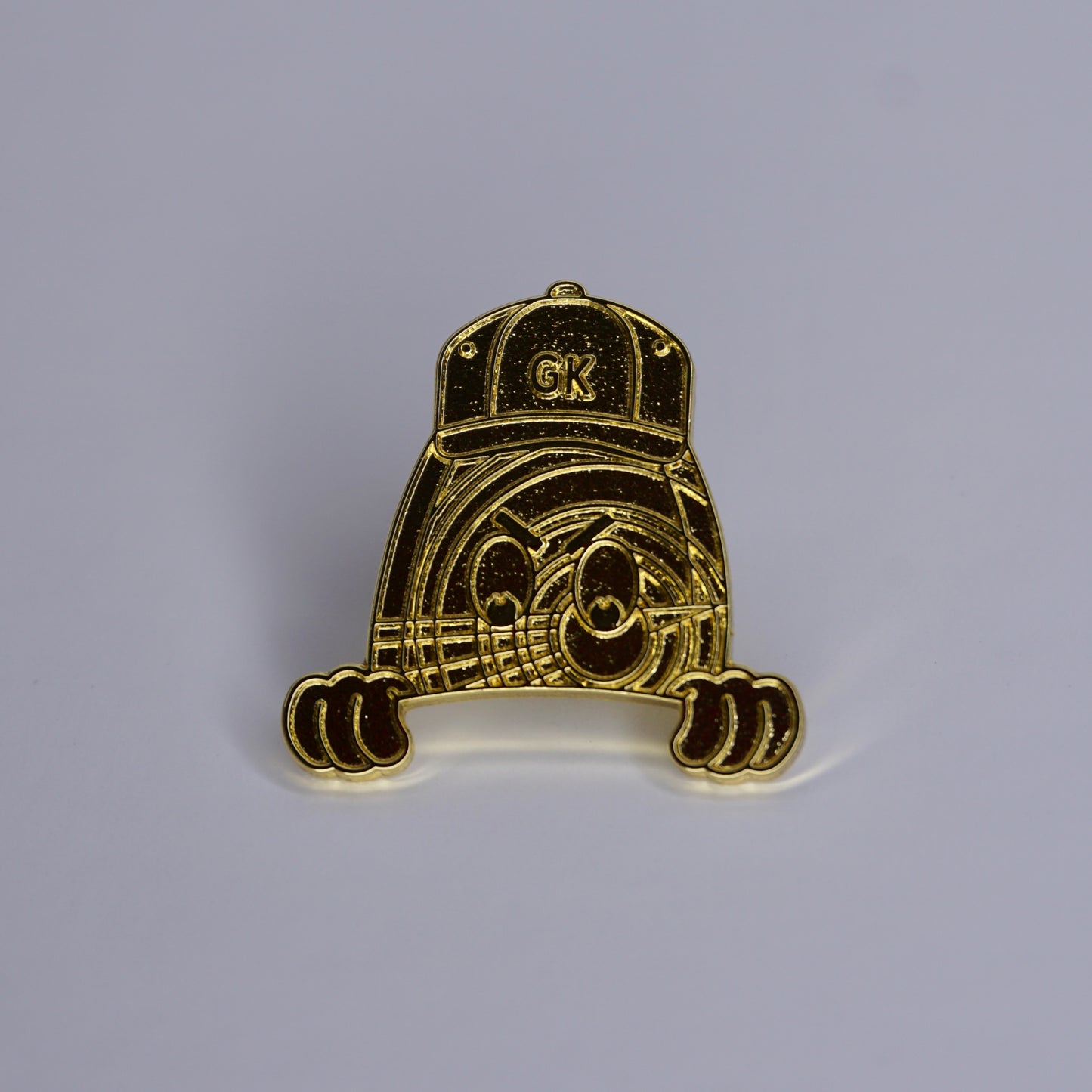 GK Peeker Pin "Gold"