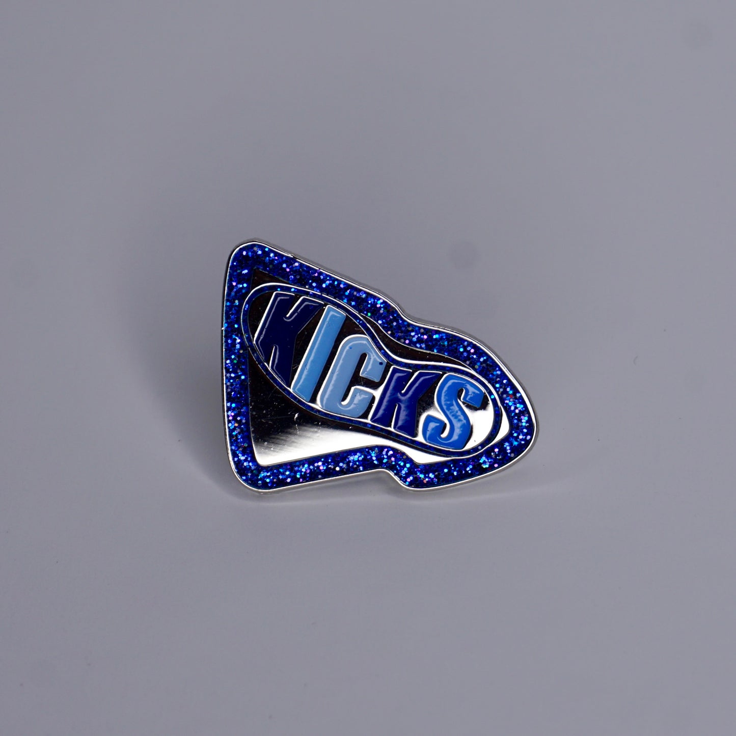 GK Flag Pin "Royal"