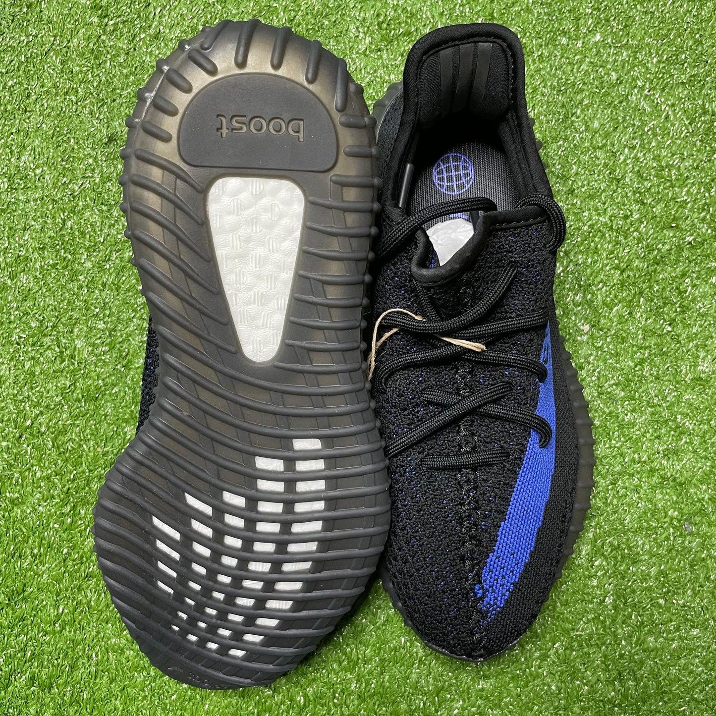 adidas Yeezy Boost 350 V2 "Dazzling Blue"