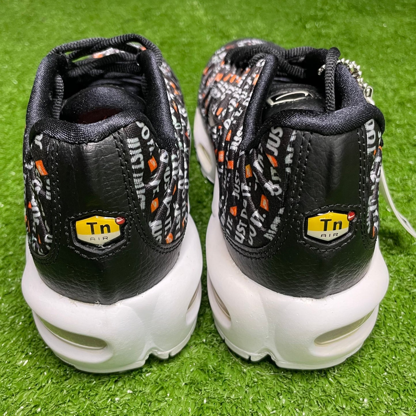 Nike Air Max Plus "Just Do It" (W)