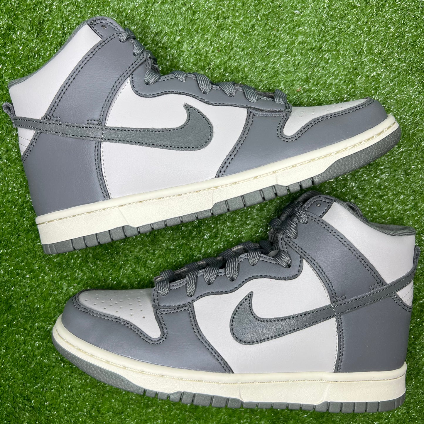 Nike Dunk High "Two-Toned Grey" (GS)